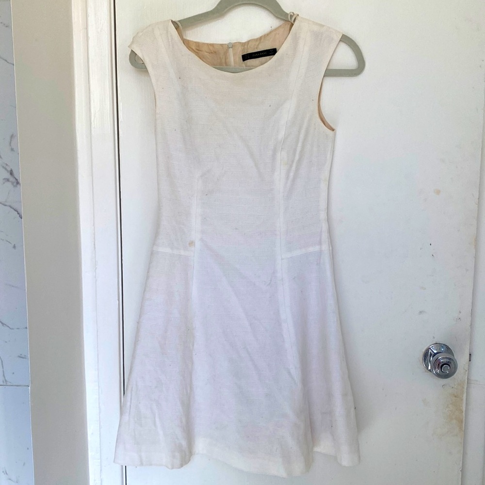 White a line Zara dress size M